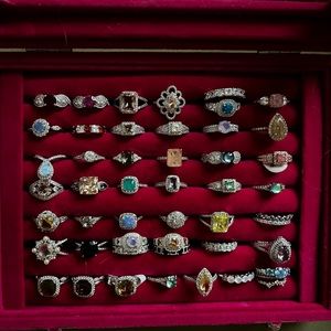 Ring Bomb Party Assortment of Originals mainly size 6-7
